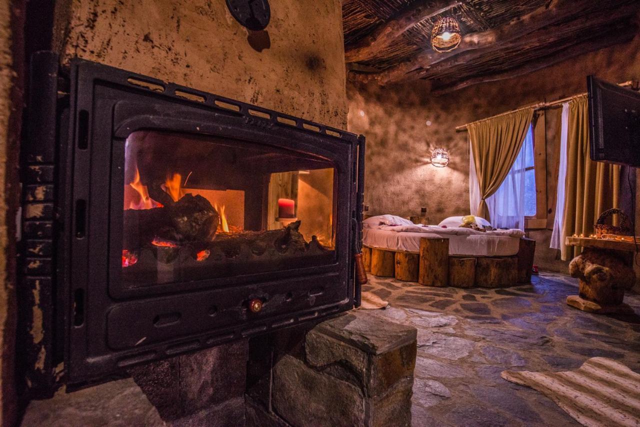 Bed and Breakfast Royal Valentina Castle Ognyanovo  Esterno foto